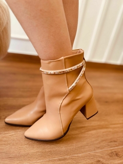Bota Brilho Quiz - Stiletto By ana 