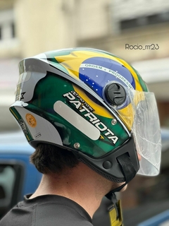Casco Brasil blanco