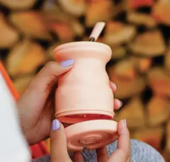 Imagen de Mate Metamate Antivuelco Antiderrame Con Tapa Y Bombilla