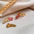 Brinco Ear Cuff com Cristais Rosa - comprar online