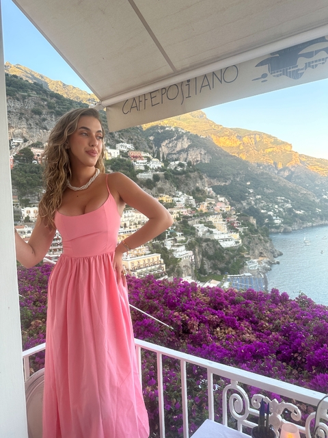 Vestido europeu rosa