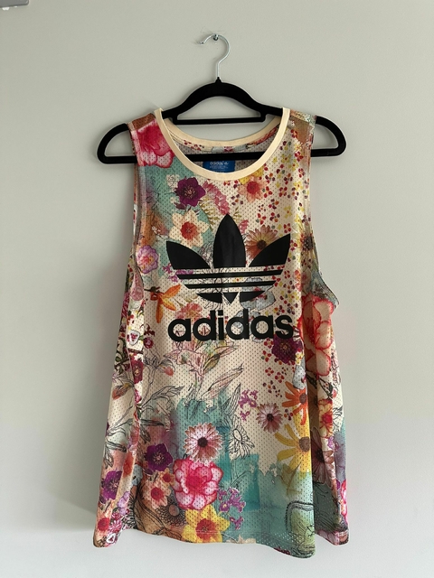 Regata Adidas Farm
