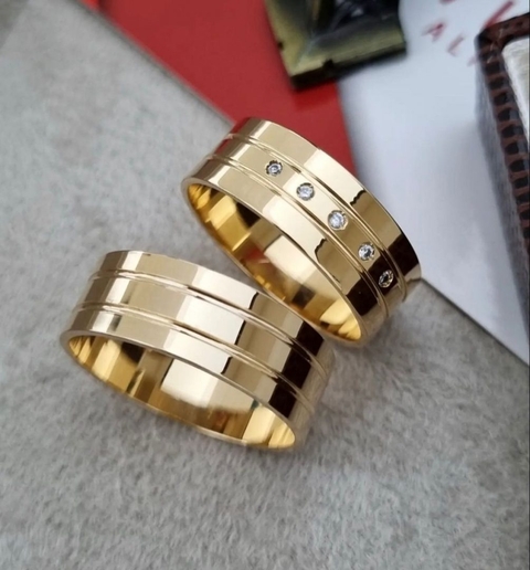 Par Alianças de Moedas Antigas - 9 mm Tradicional + Anel Solitário - comprar online