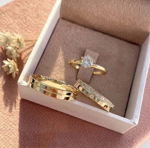 Par de Aliança em Moeda Antiga + Anel Solitário - comprar online