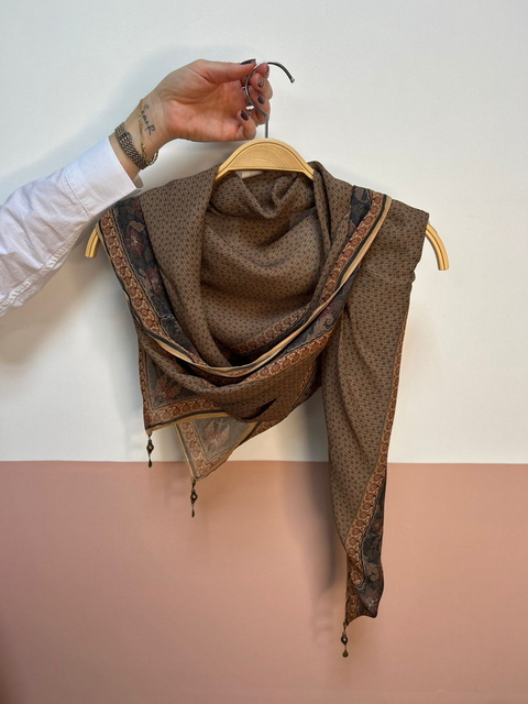 Lenço Estampa Caramel