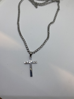 Collar acero crucifijo