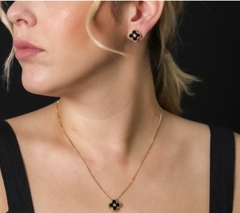 Conjunto Trevo com Zirconia banhado a Ouro 18K - comprar online