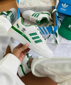 Banner da categoria Adidas