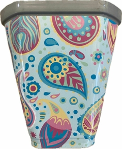 MACETAS PLASTICAS ESTAMPADAS CUADRADA CHICA - VIVERO EL TUCAN SRL