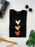 T-SHIRT CORAÇÕES - PRETO - comprar online