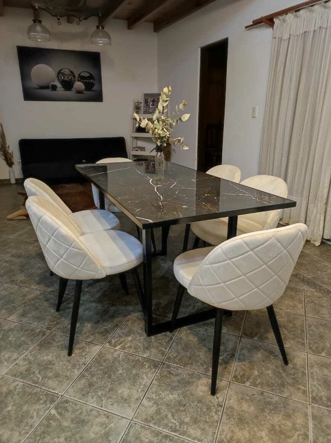 Mesa Atlas 4 o 6 comensales - comprar online