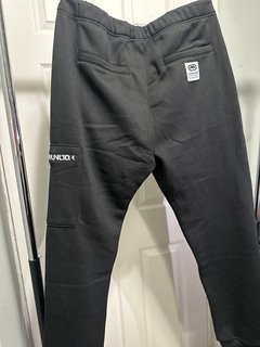Pantalón Ecko en internet