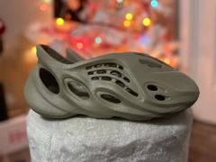 Yeezy RNNR foam - Moriita