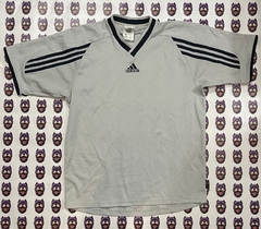 Camiseta Adidas gris vintage