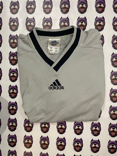 Camiseta Adidas gris vintage en internet