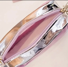 Bolso de maquillaje, rosado con correa. en internet