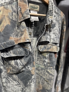 Camisa field Staff en internet