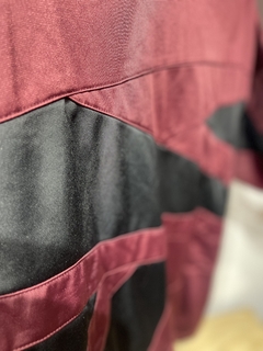 Chaqueta Reebok Vector Knit - Moriita