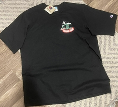 Camiseta oversize con santa