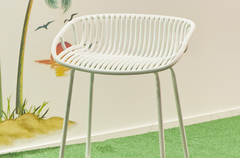 TABURETE ALTO SHELL BLANCO. - tienda en línea