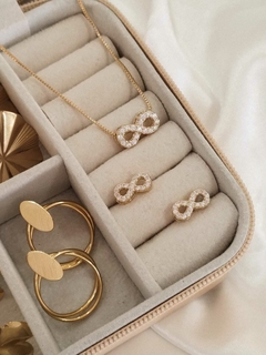 Conjunto Eternity
