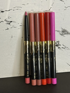 Delineador de labios retractil - comprar online