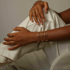 Doble brazalete con abertura en internet
