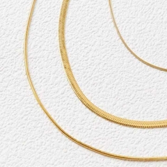 Collar a capas minimalista. - comprar en línea