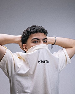 Camiseta changes na internet