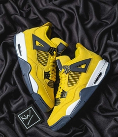 Jordan Retro 4 - Lightning