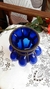 Florero azul de vidrio y Hierro en internet