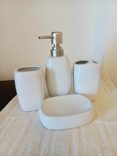 Set de baño de cerámica- Color blanco - comprar online