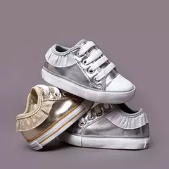 Zapatilla con Volado en internet