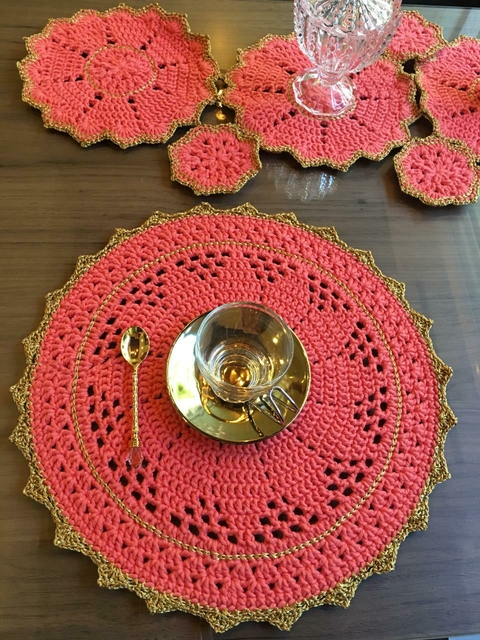 Jogo Sousplat 6 peças + Centro de mesa