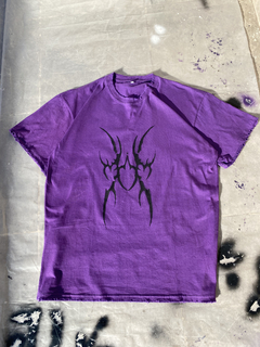 REMERA "SILVER SPECTRUM" VIOLETA