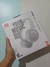 Fone de ouvido brancoJBL na internet
