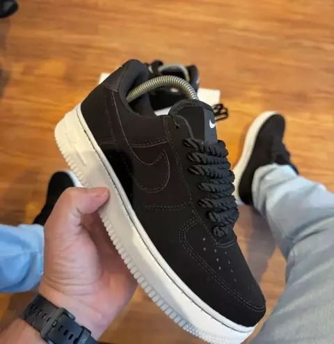 Nike Air Force Preto Branco Camurça - comprar online