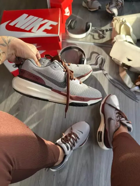 Tênis Nike Zoom X CINZA/CAFÉ - comprar online