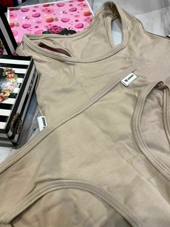 Conjunto deportivo nena algodon y Lycra / Talle 3 y 4 (nena de 10 a 13 años) Articulo 300