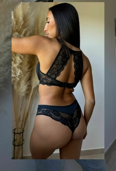Conjunto Soft con Base Espalda Puntilla- 92 en internet