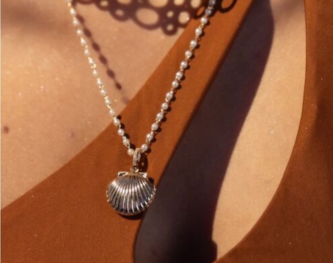 Colar Concha Relicário Banhado com a Ouro 18KPérolas