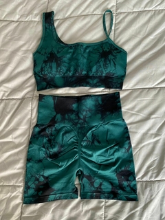 SEAMLESS CORTO BATIK
