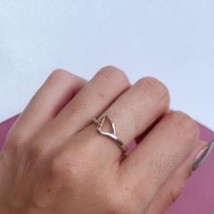 Anillo Curva con Detalle de Piedras – Plata 925 - tienda online