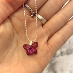 Dije Mariposa Swarovski Fucsia – Plata 925