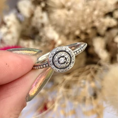 Anillo redondo con piedras - Plata 925 - tienda online