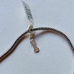 Dije Charm Pando Huesito