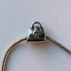 Dije Charm Pando Cartera