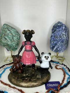 IMAGEM UMBANDA - ERÊ C/ BRINQUEDO ROSA | RESINA | 15CM