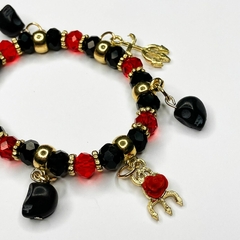 PULSEIRA DE CRISTAIS COM PINGENTES - ROSA CAVEIRA - loja online
