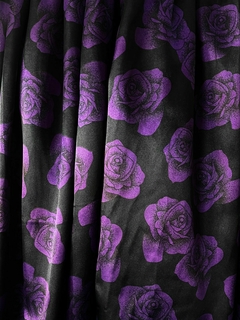 SAIA DE CETIM | PRETA COM ROSA ROXAS | TAMANHO ÚNICO AJUSTÁVEL - comprar online